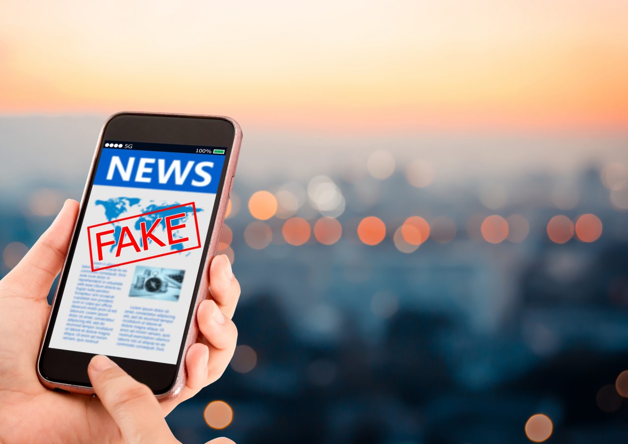 Mobil med Fake News