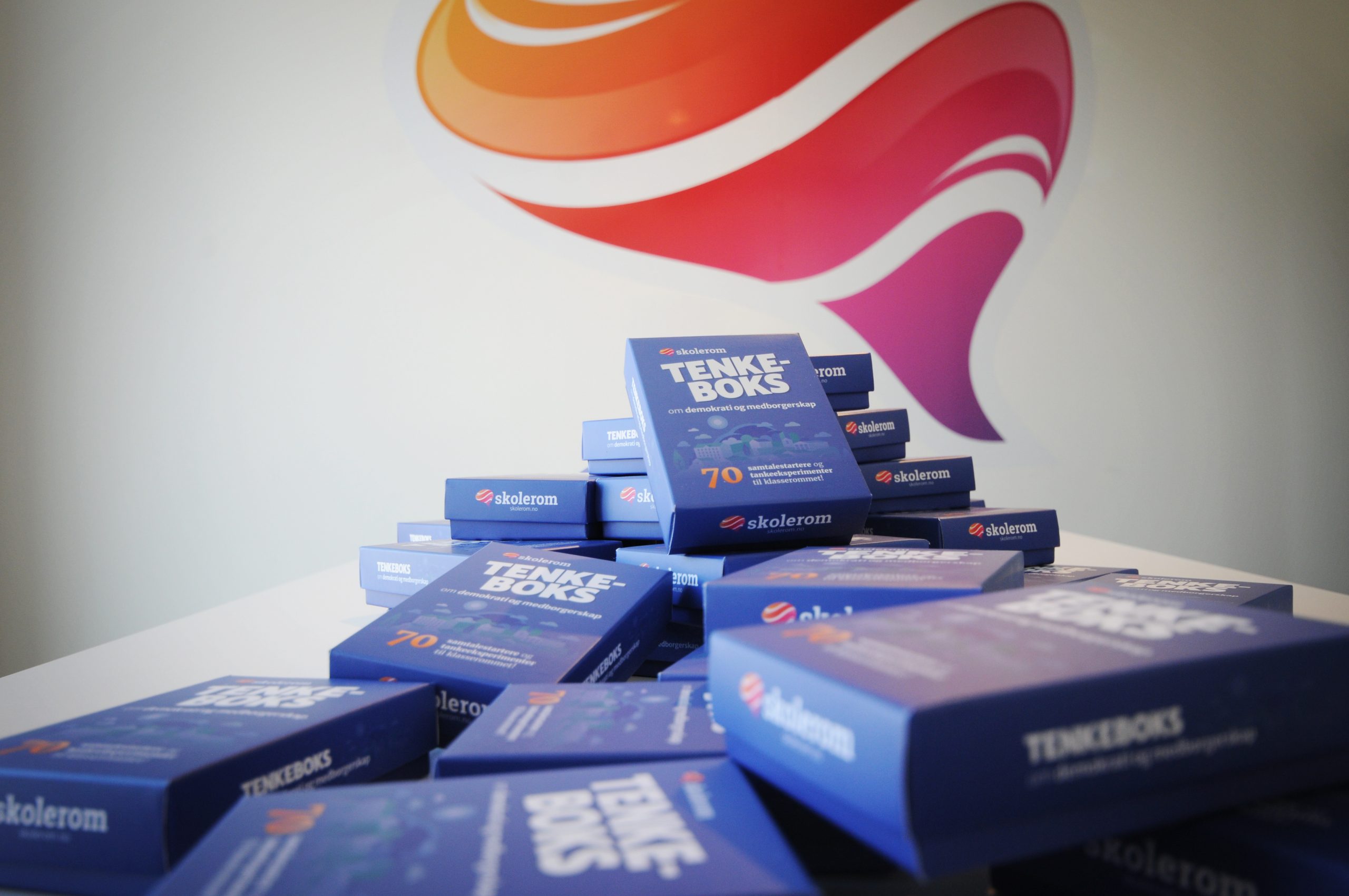 Tenkeboks Undring Med Skolerom Skolerom no Tenkeboks Undring Med Skolerom Skolerom no