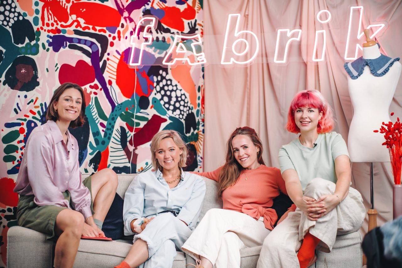 Jentene i syfelleskapet Fæbrik: Jenny Skavlan, Ingrid Bergtun, Ingrid Vik Lysne og Mari Norden
